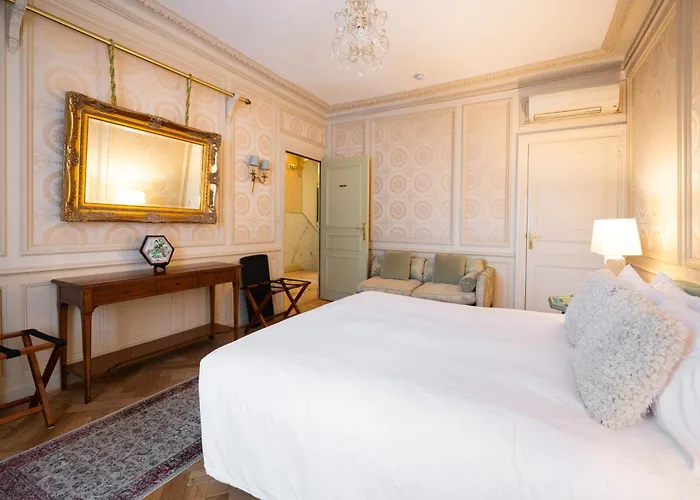 Pensionat Les Cordeliers 3*